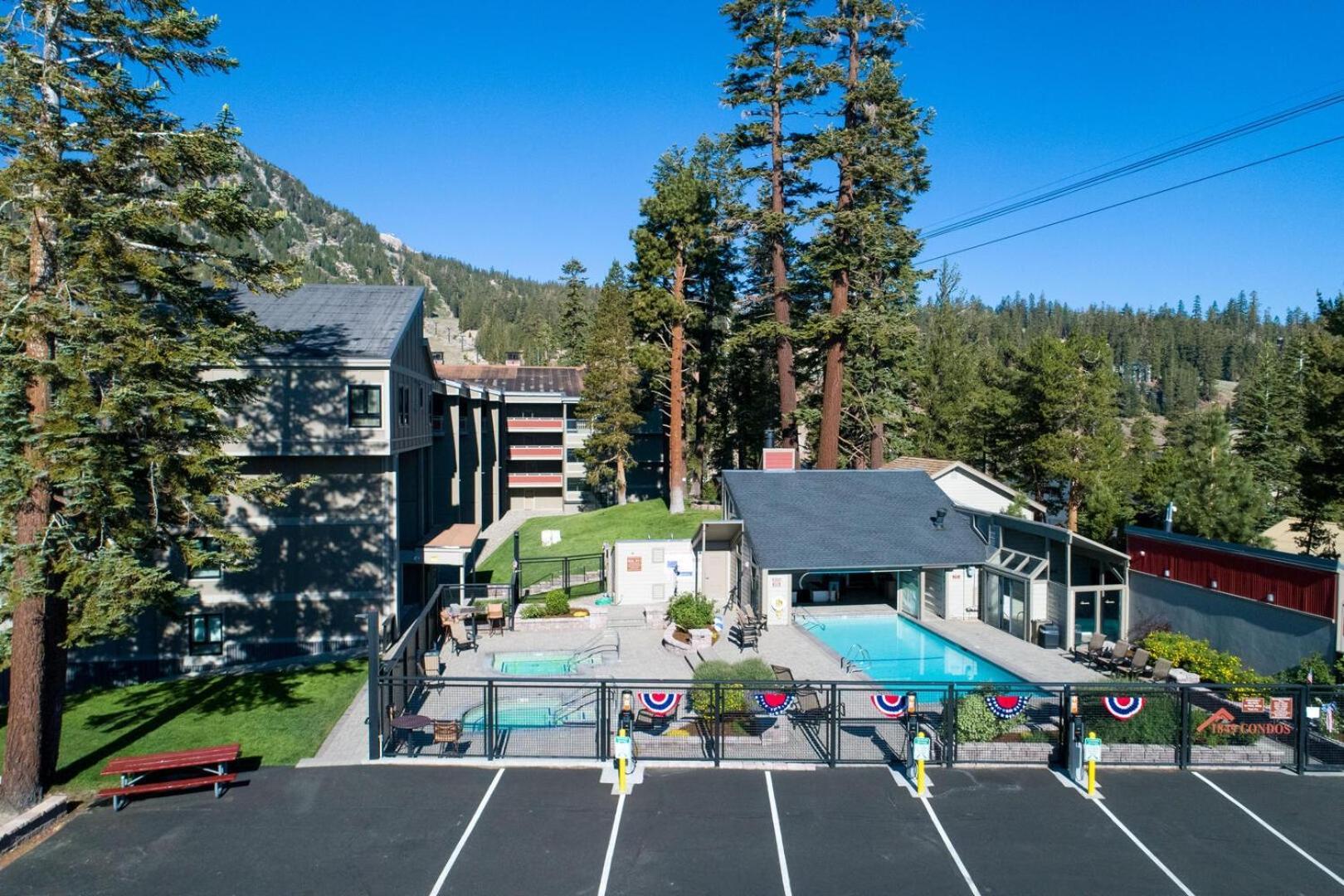 Great 3 Bedroom With Washer And Dryer! Apartment *
