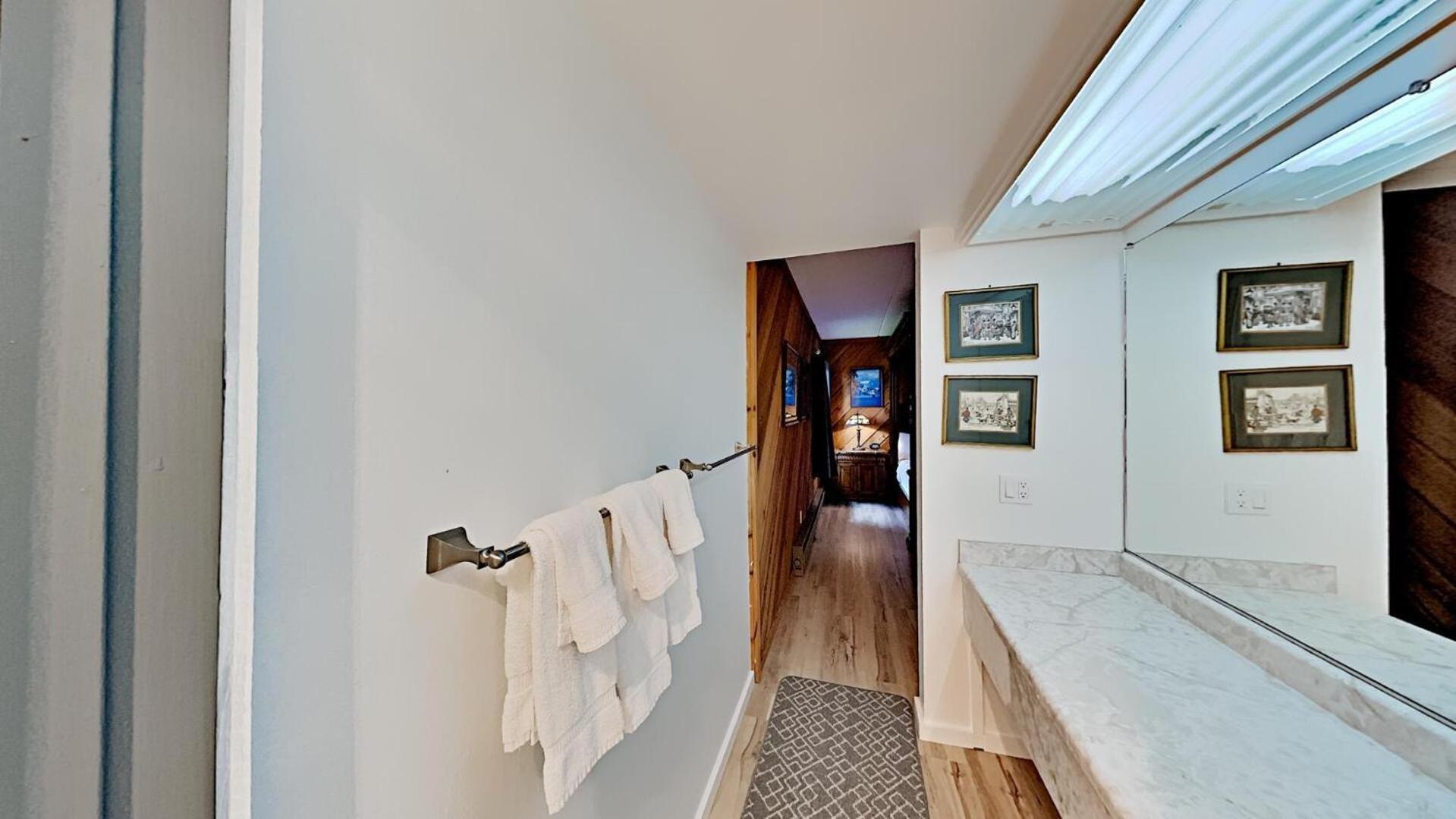 Great 3 Bedroom With Washer And Dryer! * Mammoth Lakes